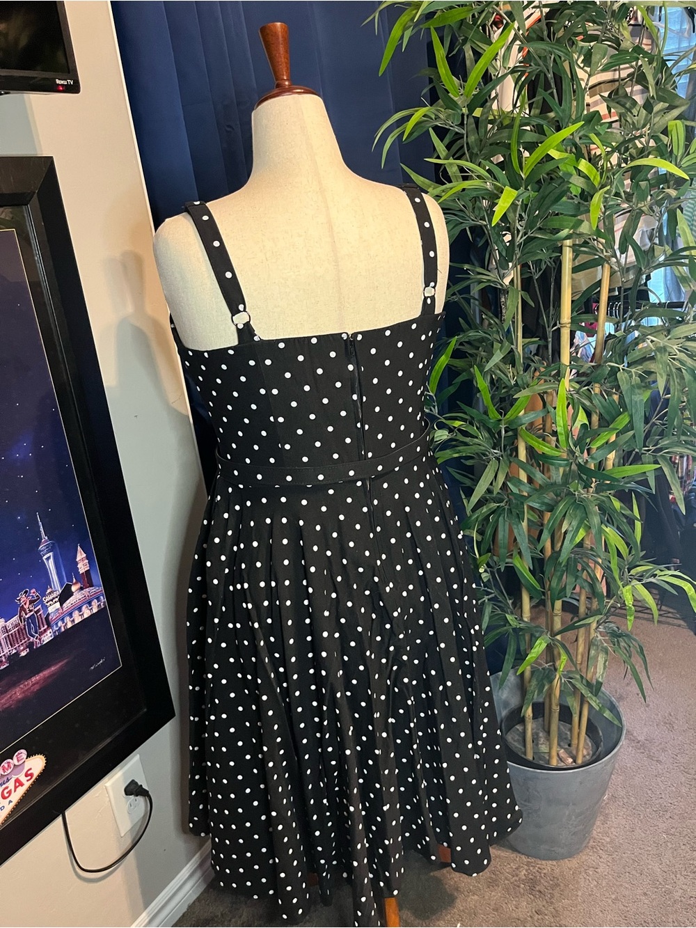 Like new Vixen by Micheline Pitt Black Polka Dot Swing Dress - Picture 11 of 11
